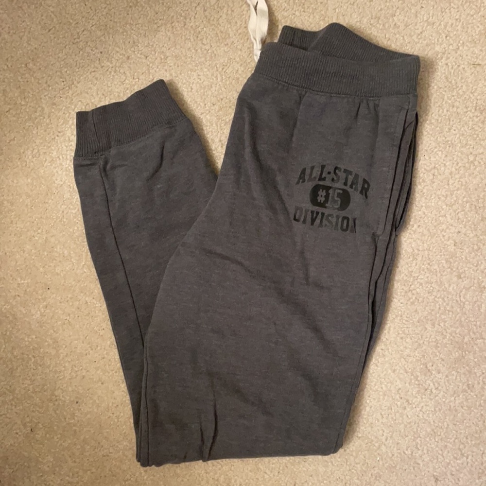🌺 2/$20 Children’s Place Joggers🌺